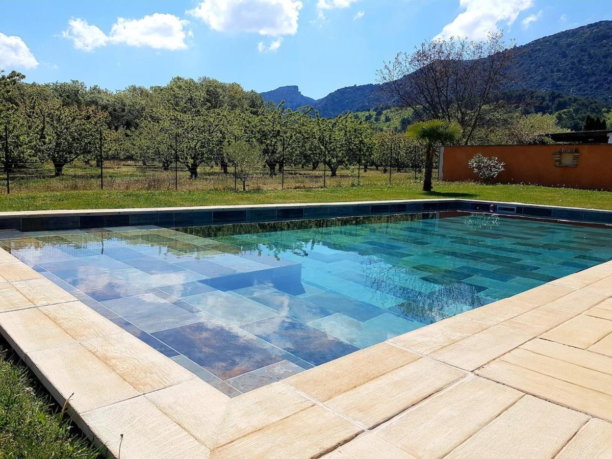 En Provence, Luberon, Villa Avec Piscine A Maubec Maubec  Экстерьер фото